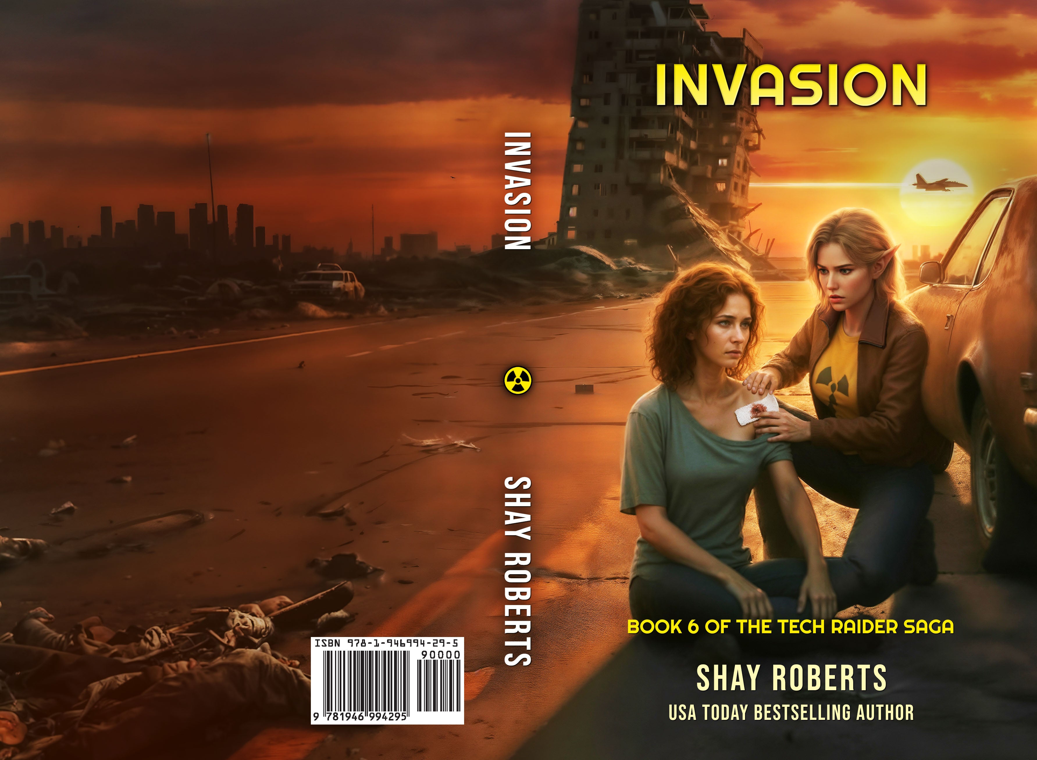Invasion paperback (Tech Raider #6)